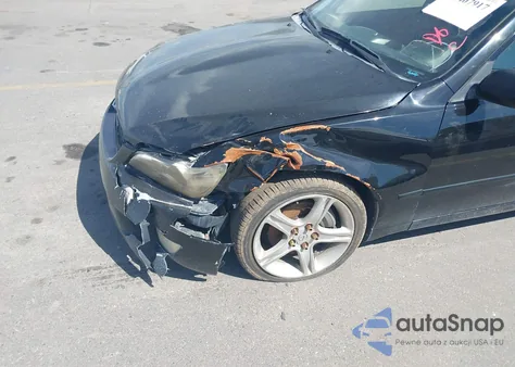 2001 Lexus Is 300 z USA, uszkodzony, nr VIN JTHBD182210020162